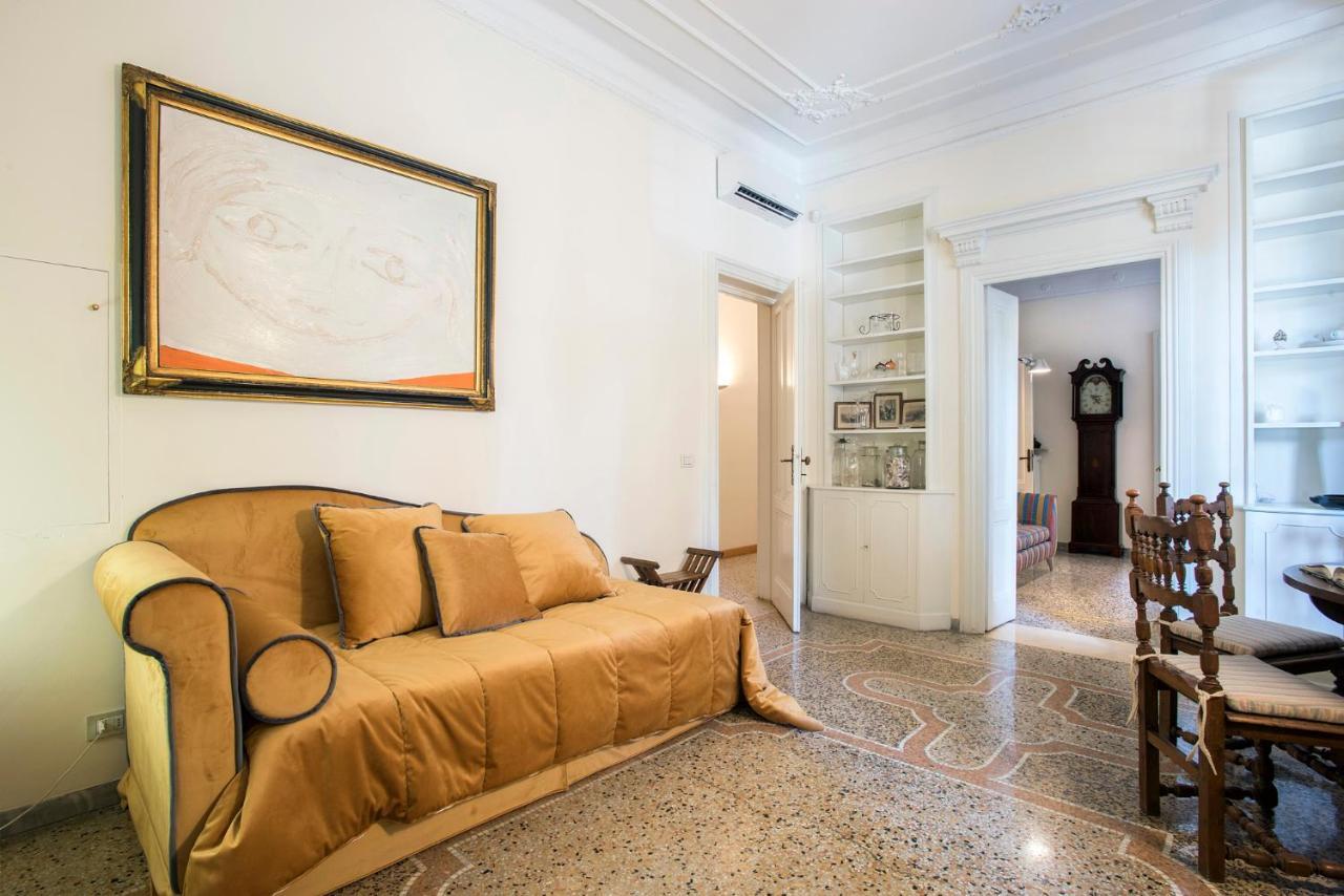 Flat Two Apartment Рим Екстериор снимка