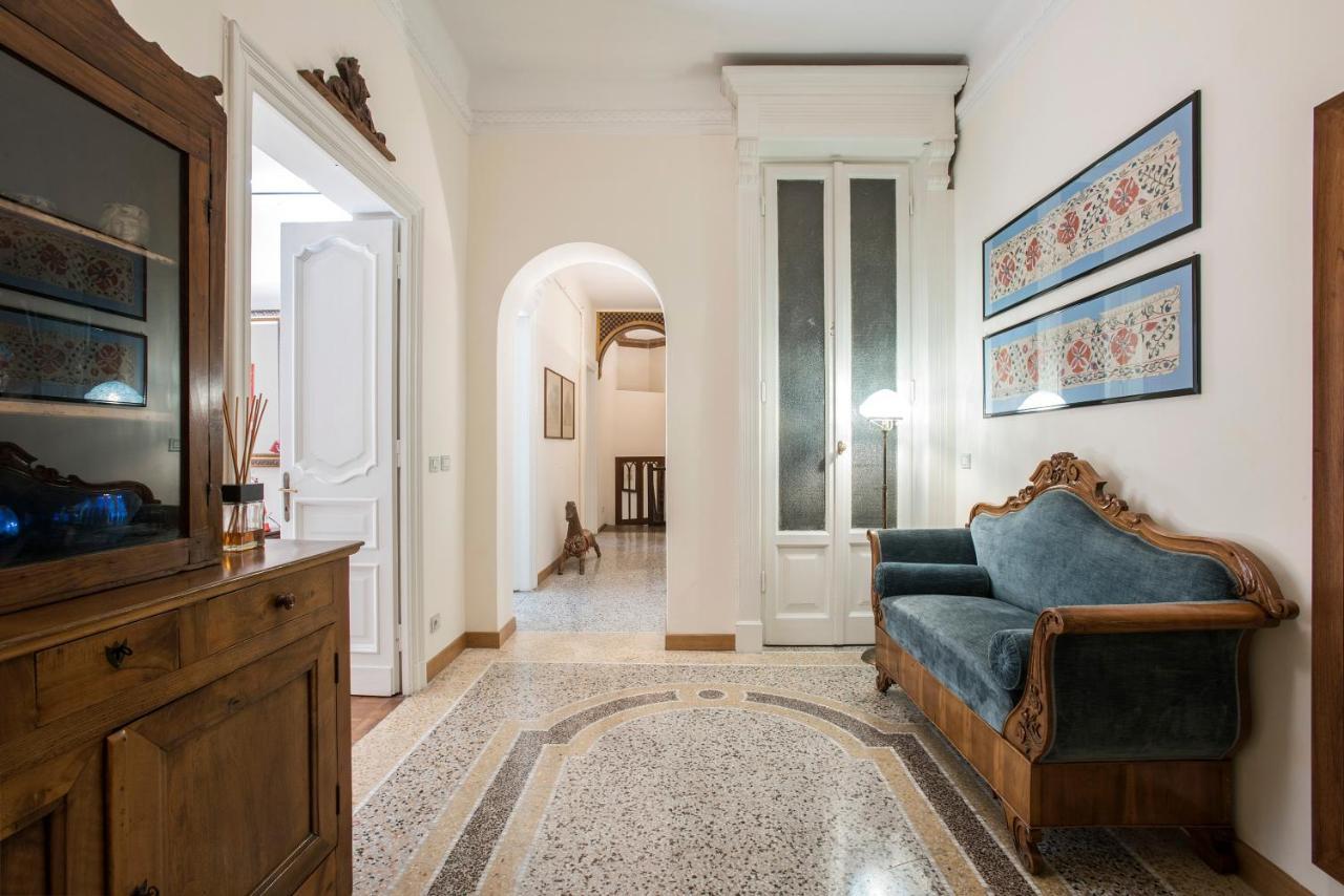 Flat Two Apartment Рим Екстериор снимка